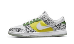 Nike Dunk Low Doernbecher Zoe - DR7305-100
