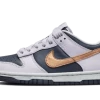 Nike Dunk Low SE Copper Swoosh - DX1663-400 1 Nike Dunk Low SE Copper Swoosh - DX1663-400 -Nike Verkäufe 2023 snakerstoreNike Dunk Low SE Copper Swoosh DX1663 400 0 2048x2048