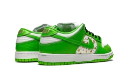 Nike SB Dunk Low Supreme Mean Green - DH3228-101 -Nike Verkäufe 2023 snakerstoreNike SB Dunk Low Supreme Mean Green DH3228 101 2 2048x2048
